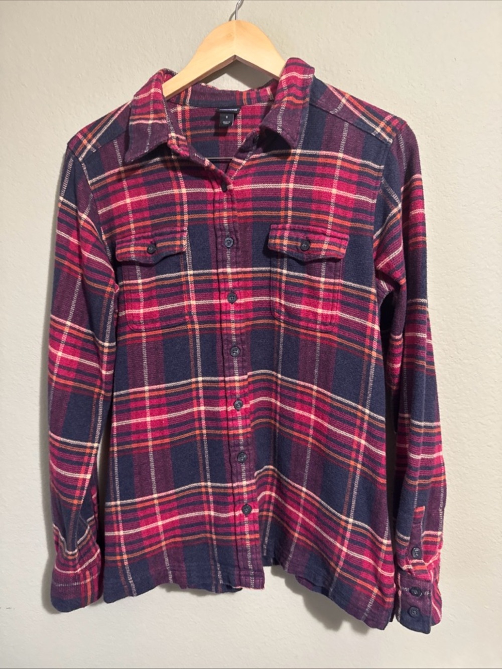 Patagonia Worn Wear Organic Cotton Button Down Shirt Women Sz 8 Flannel Top